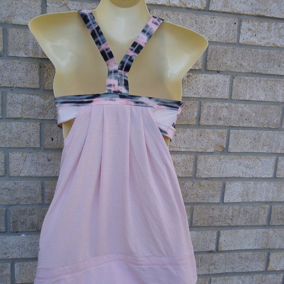 SIZE 6. NWT. Lululemon athletica Rest Less Tank. - Picture 5 of 16